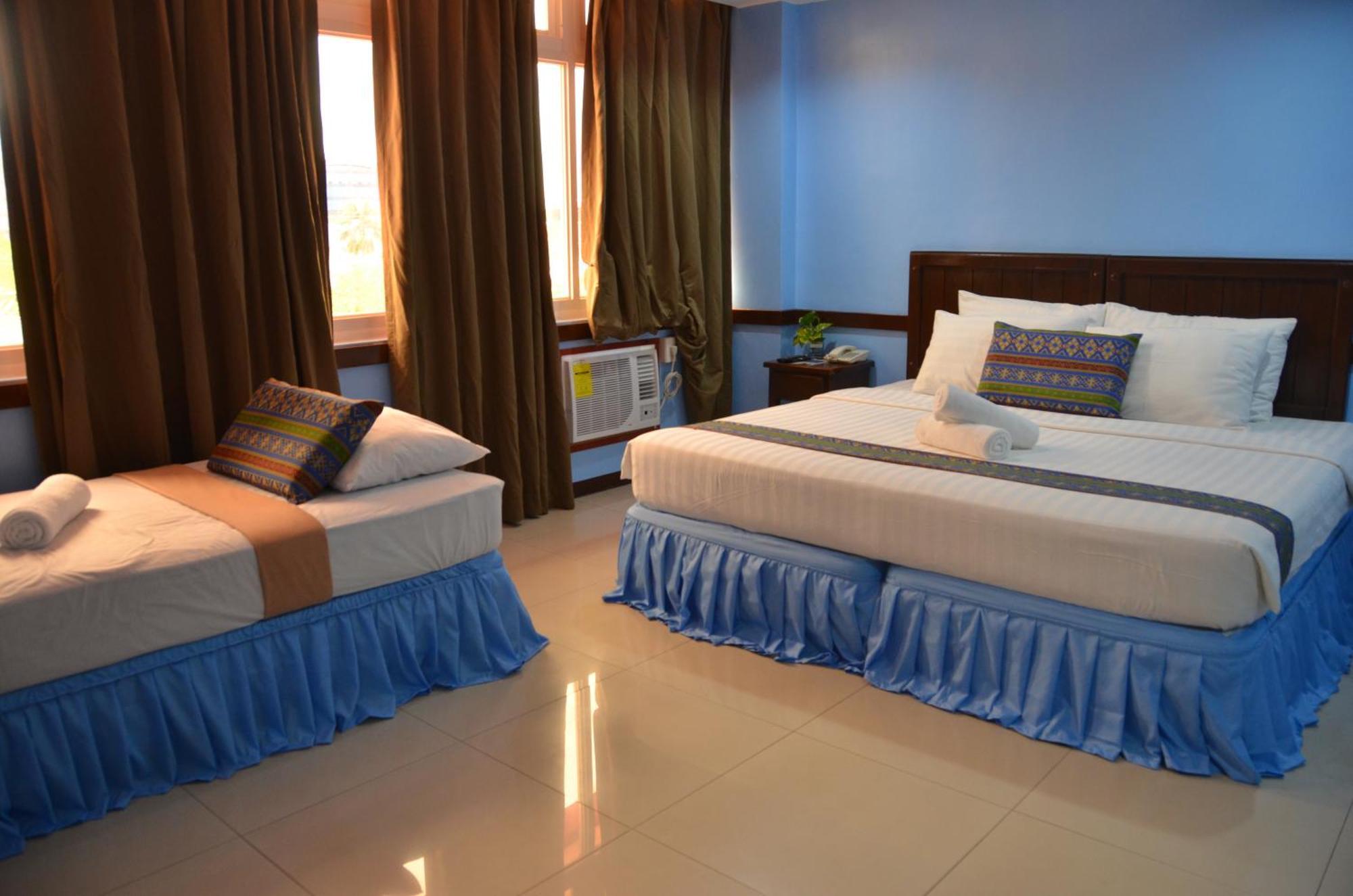 Alu Hotel Davao City Esterno foto
