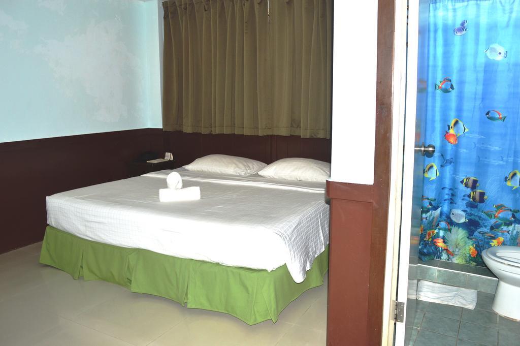 Alu Hotel Davao City Esterno foto